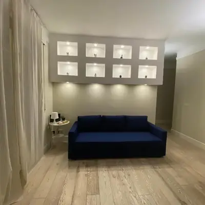 Lauren Apartment