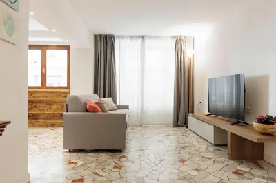 TV o dispositivi per l'intrattenimento presso Giordano Luxury Home