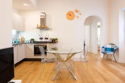 Cucina o angolo cottura di Charming View by Mmega