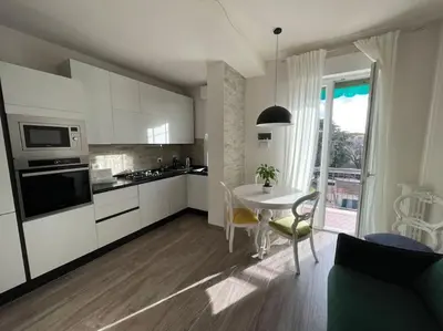 Cucina o angolo cottura di Luminoso appartamento fiorentino