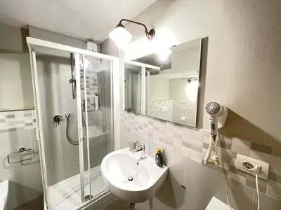 Bagno di Cozy Duomo Dante Uffizi Firenze central