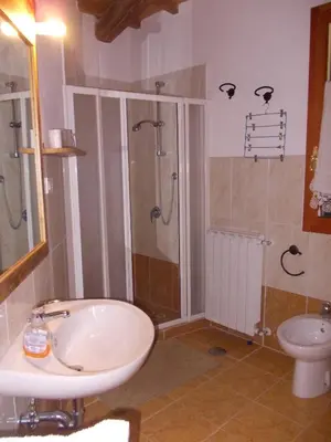 Bagno di Agriturismo Lucciano