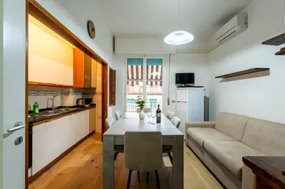 Cucina o angolo cottura di FIRENZE Appartamento Coverciano Rayna
