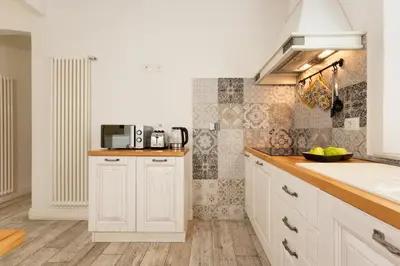 Cucina o angolo cottura di Keys of Italy - Canne26 - Modern chic two bedrooms apartment
