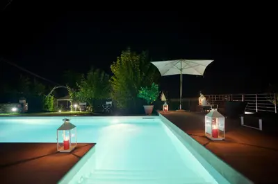 Piscina di Villa privata con piscina alle porte di Firenze o nelle vicinanze