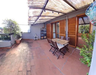 Balcone o terrazza di Mansarda luminosa e confortevole