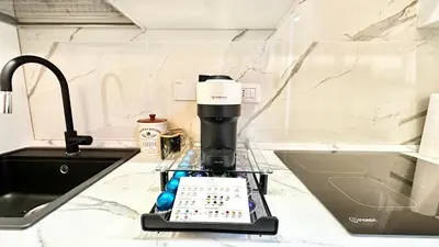 Cucina o angolo cottura di Appartamento d’arte, L’OASI