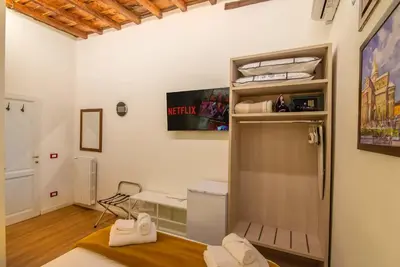 TV o dispositivi per l'intrattenimento presso CENNINI 6