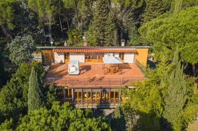 Edificio in cui si trova la villa