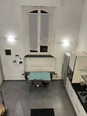 Cucina o angolo cottura di Exquisite 2BR apartment nearby Borgo San Frediano