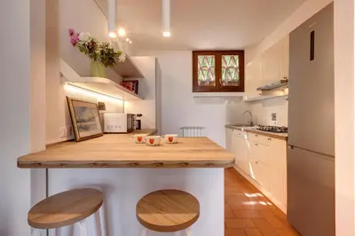 Cucina o angolo cottura di Poggio Imperiale Apartment by Mamo Florence
