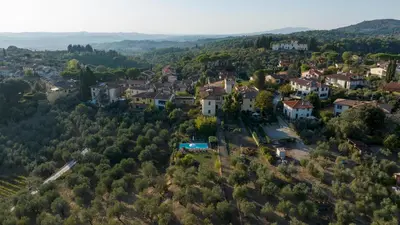 Paesaggio naturale nelle vicinanze della villa