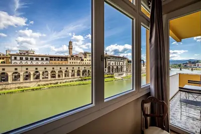 Vista sul fiume nelle vicinanze dell'appartamento