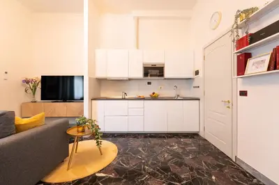 Cucina o angolo cottura di Keys of Italy - Monaco 9 - 2 bedrooms flat nearby the Train Station