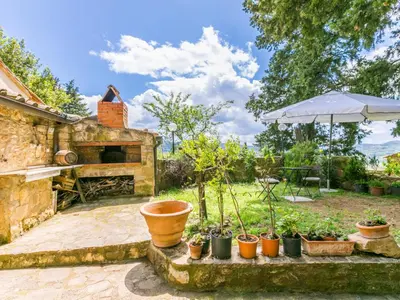 Giardino di Apartment Mangiatoia by Interhome