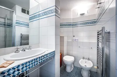 Bagno di YD elegant near tramvia