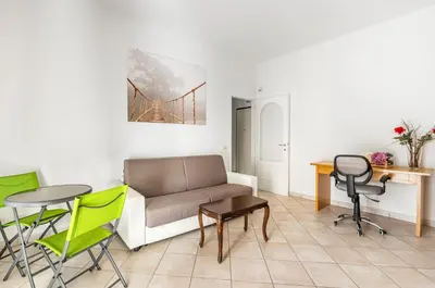 Area soggiorno di GuestHost - Florence Quiet and Cozy Apartment with Balcony