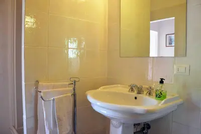 Bagno di Villa Olivo