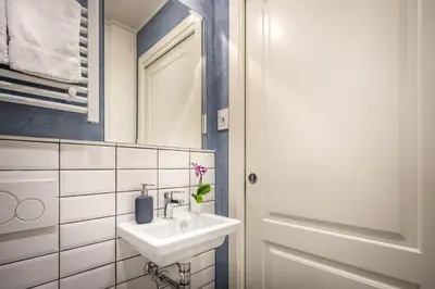 Bagno di Cobalt Cove 2 bedroom