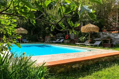 Piscina di Dimora Machiavelli o nelle vicinanze