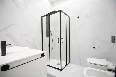 Bagno di Sky suite downtown SMN ,train station,2 letti,balcone