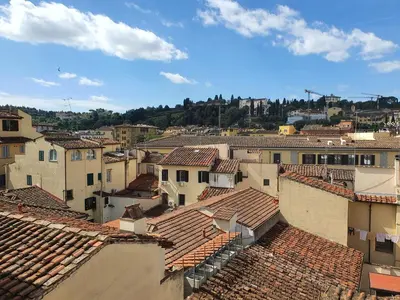 Vista generica su Firenze o vista sulla città dall'interno dell'appartamento