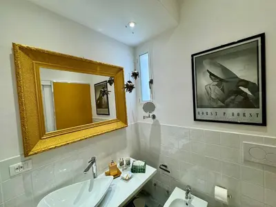 Bagno di Apartment Florence Today with a private balcony