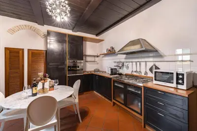 Cucina o angolo cottura di Elegant Penthouse in Santo Spirito