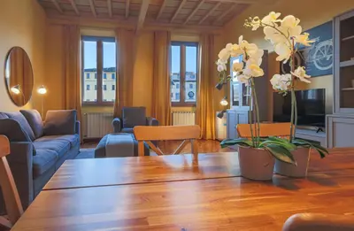 Area soggiorno di Apartments Florence- Dante's View-Piazza Santa Croce in the heart of Florence