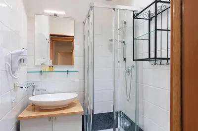 Bagno di Santa Maria Novella Elegant