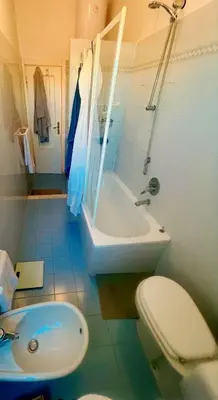 Bagno di Stanza singola in appartamento condiviso