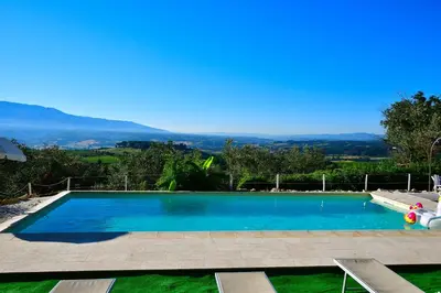 Piscina di Villa Silvia o nelle vicinanze