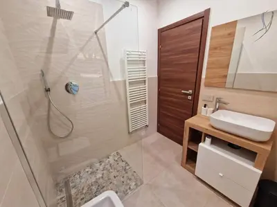 Bagno di Appartamento Ombra