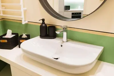 Bagno di Cozy olive green flat