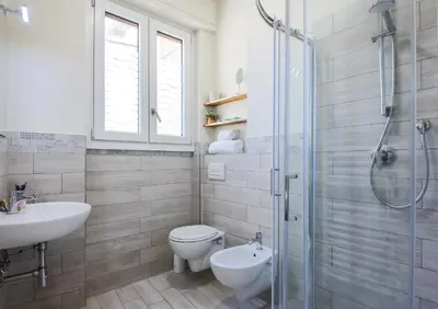 Bagno di Apartments Florence - Rosselli 3bdr with balcony