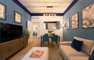 TV o dispositivi per l'intrattenimento presso Via Taddeo Alderotti, 85 - Elegant Apartment in Careggi, Near Hospital, University & Tram Morgagni - Florence Charming Apartments