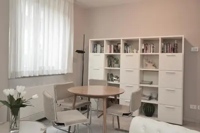 Biblioteca nell'appartamento
