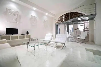 TV o dispositivi per l'intrattenimento presso Loft Pandolfini