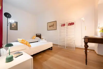 Letto o letti in una camera di Keys of Italy - Reparata Big 13 - 2 bedrooms Florentine House