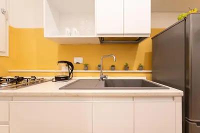 Cucina o angolo cottura di Keys of Italy - Reparata Big 13 - 2 bedrooms Florentine House