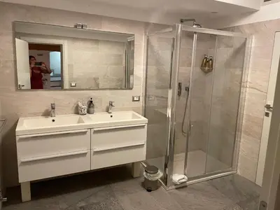 Bagno di San Frediano Apartment - Ampio Appartamento Deluxe per 10 Ospiti nel Cuore di Firenze