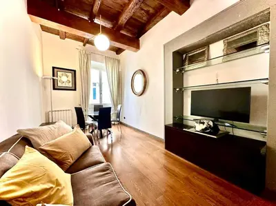 Cucina o angolo cottura di Romantico appartamento con vista su ponte vecchio