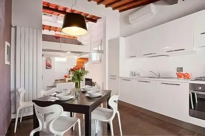 Cucina o angolo cottura di Apartments Florence - San Gallo Suite VII with balcony