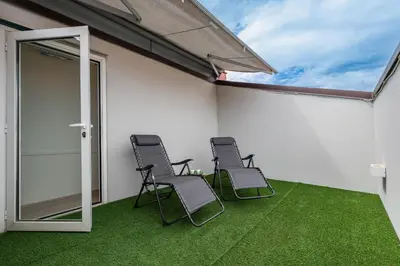 Planimetria di Quiet Designer Flat with Private Rooftop Terrace