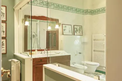 Bagno di Florence Huge Apartment with Private Garden