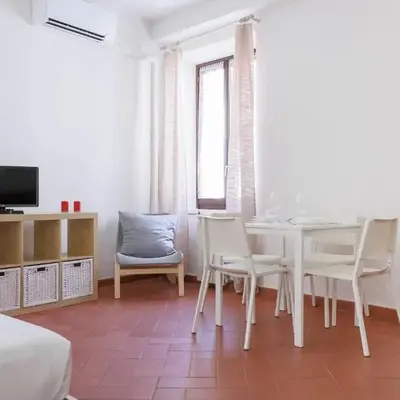 Santa Croce Nest