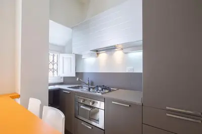 Cucina o angolo cottura di Small & charming 1-BR apt