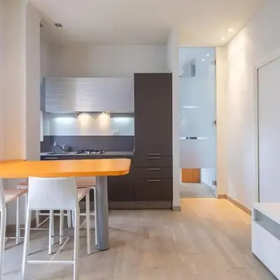 Small & charming 1-BR apt