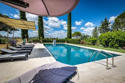Piscina di Villa dei Pavoni - B&B o nelle vicinanze