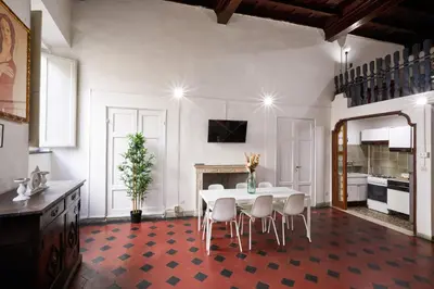 Cucina o angolo cottura di De Bardi - Beautiful Home near Ponte Vecchio
